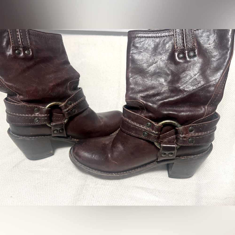 FRYE Women's Carmen Harness Short Boots Size 5.5